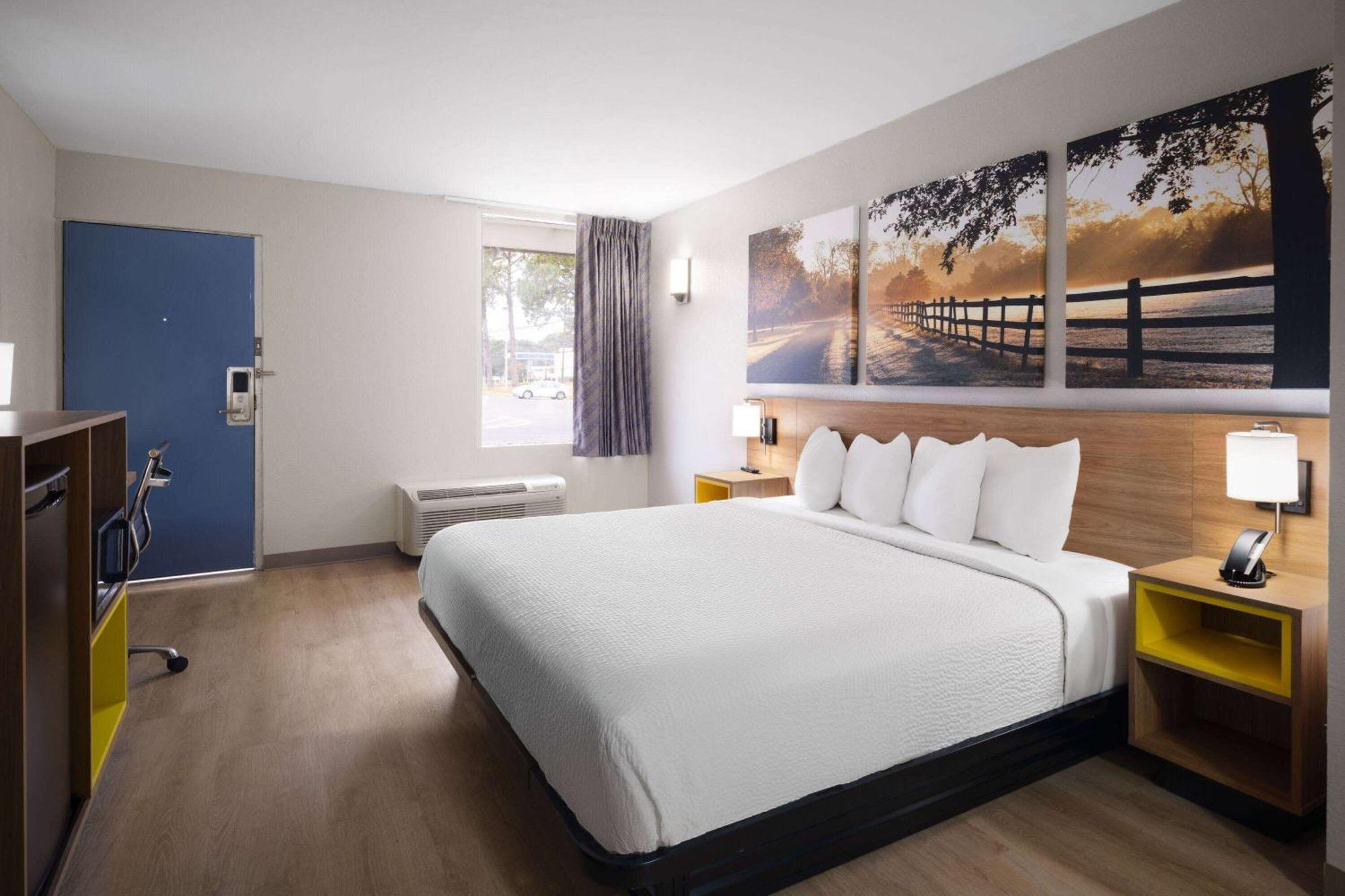 Days-Inn By Wyndham Montgomery I-85 Buitenkant foto