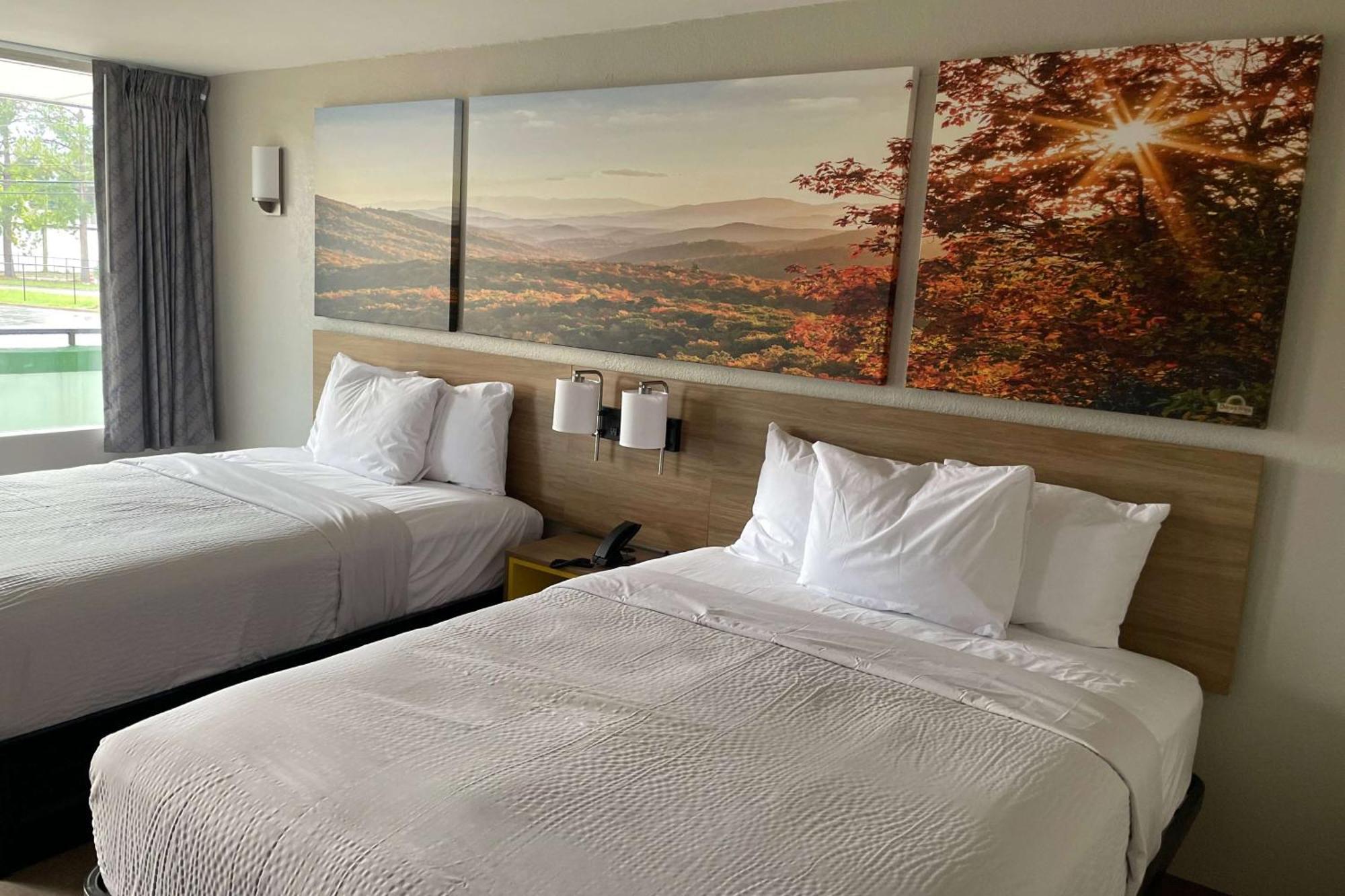 Days-Inn By Wyndham Montgomery I-85 Buitenkant foto